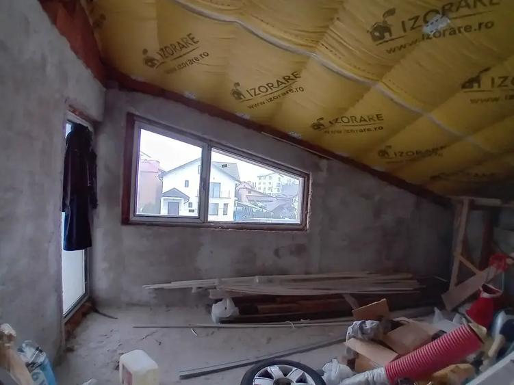 Casă cu 3 camere cu Canalizare în Chitila