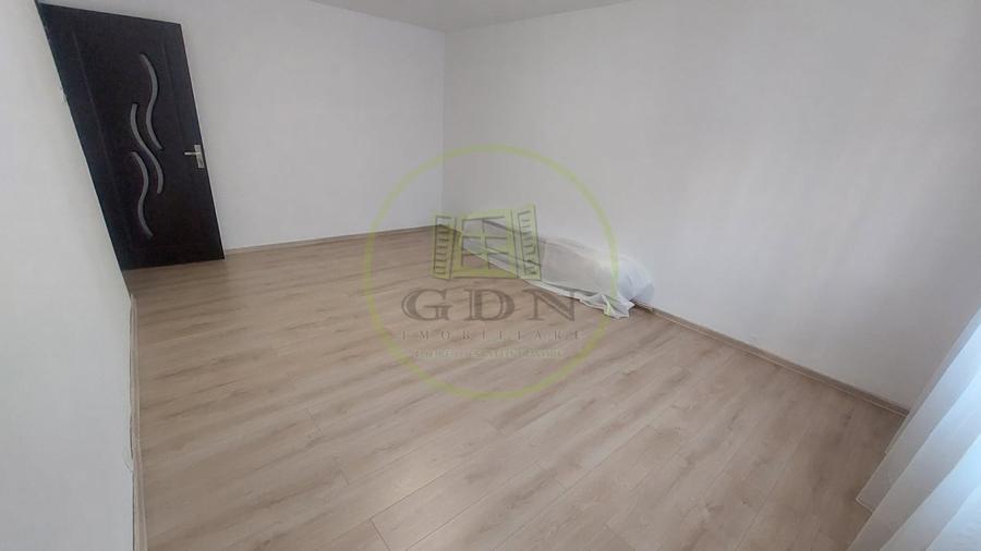 Apartament doua camere decomandat, etajul 1, Cartier 1 Mai zona Autogara - 1