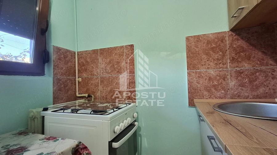 Garsonieră semidecomandată în Micălaca