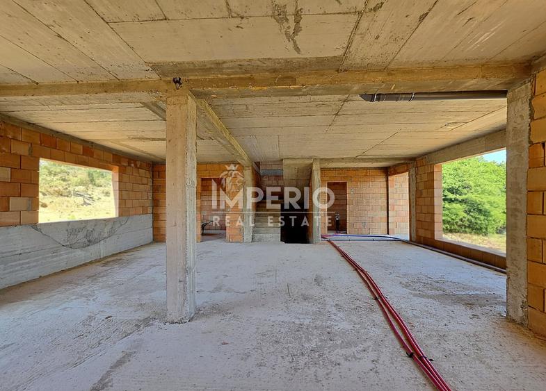 Duplex cu 5 camere cu Canalizare în Făget