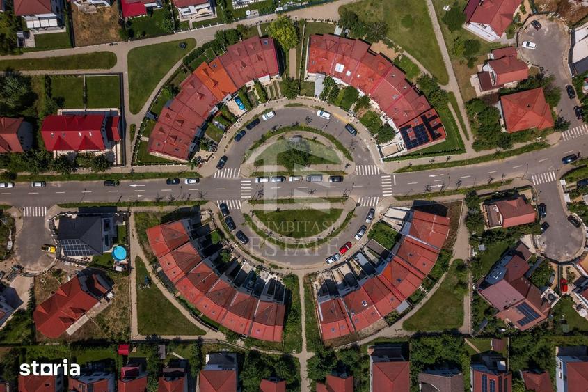 Casă cu 5 camere cu Teren 250 Mp în Central