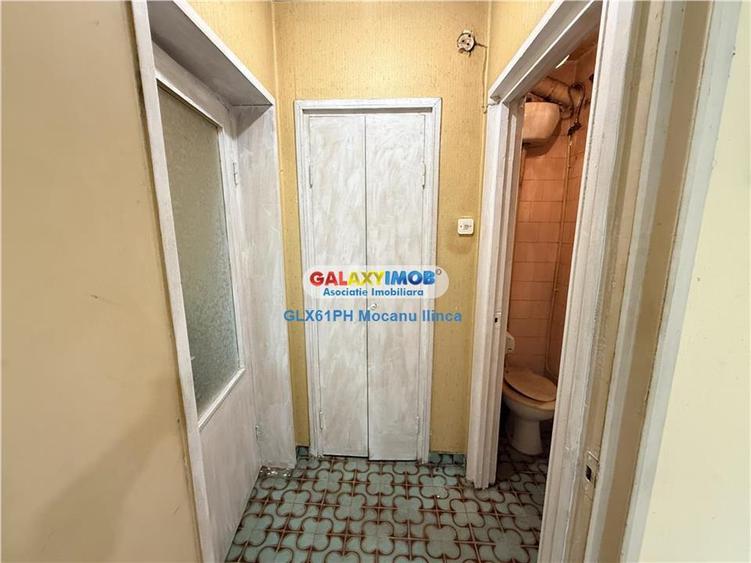 Apartament cu 3 camere semidecomandat în Nord