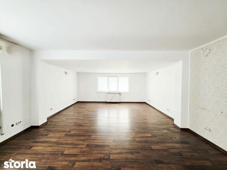 Spațiu comercial, de 41 mp, în Podu Roș