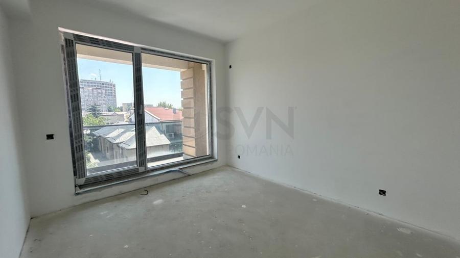 Apartament cu 2 camere decomandat în 1 Mai