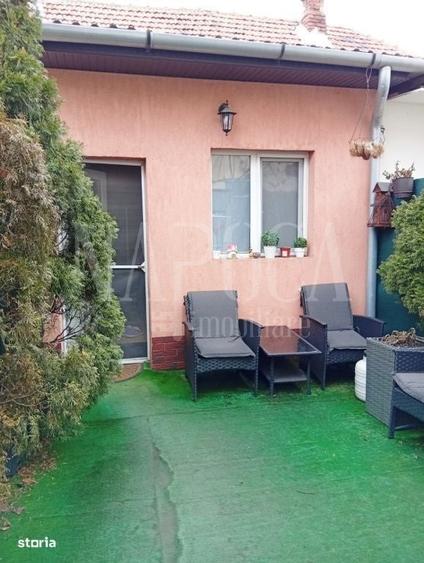 Apartament cu 3 camere semidecomandat în Oșorhei
