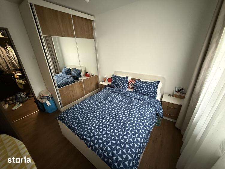 Apartament cu 4 camere în Berceni