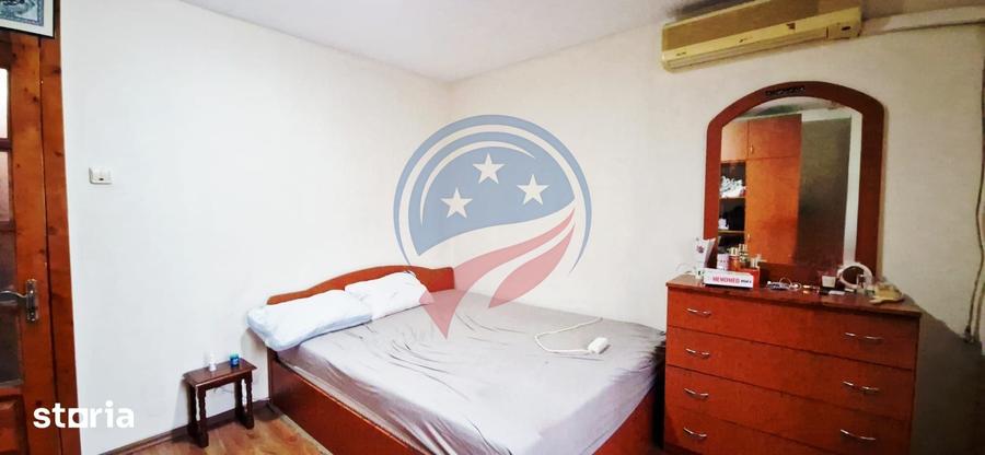 Apartament 4 camere et. 3 din 4 zona Garii - 10