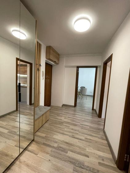 Apartament cu 2 camere decomandat, mobilat în Tomis II