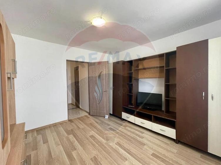 Garsonieră decomandată în Bartolomeu