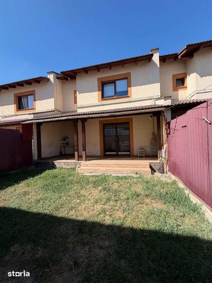 Casă cu 4 camere cu Teren 120 Mp în Cetate