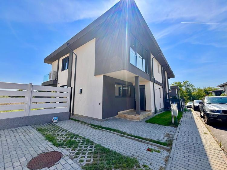 Casă individuală cu 4 camere cu Teren 500 Mp în Pipera