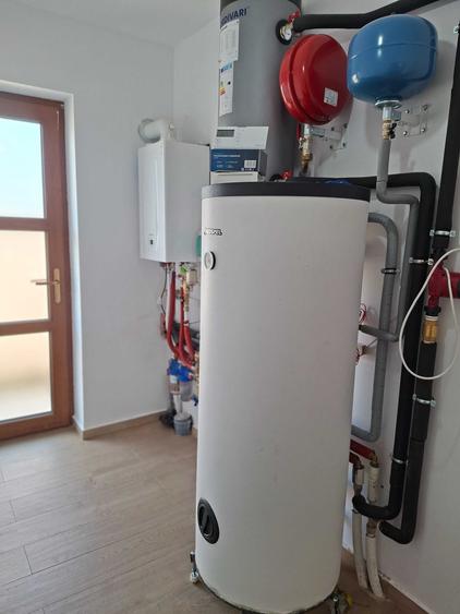 Casă cu 4 camere în Nojorid