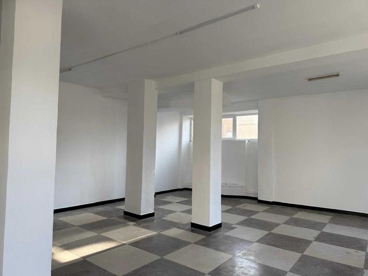 Spațiu comercial, de 158 mp, în Nord