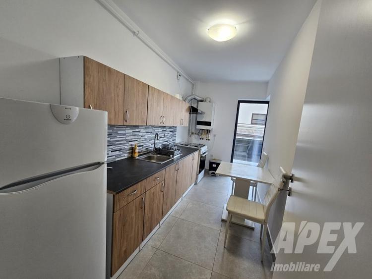 Apartament cu 2 camere decomandat, mobilat în Drumul Taberei