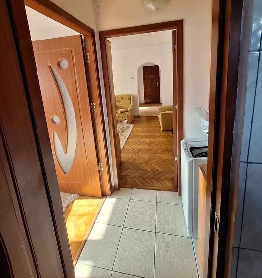 Apartament cu 2 camere semidecomandat în Ultracentral
