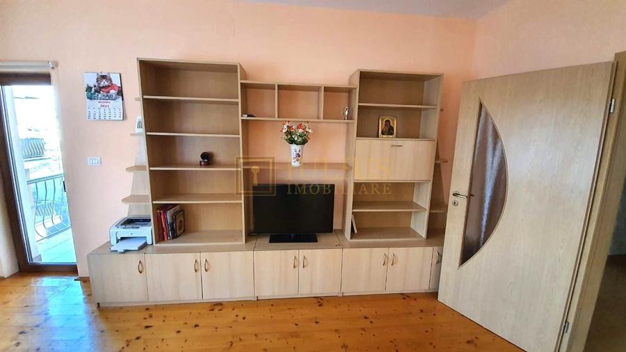 Apartament cu 3 camere decomandat, mobilat în Braytim