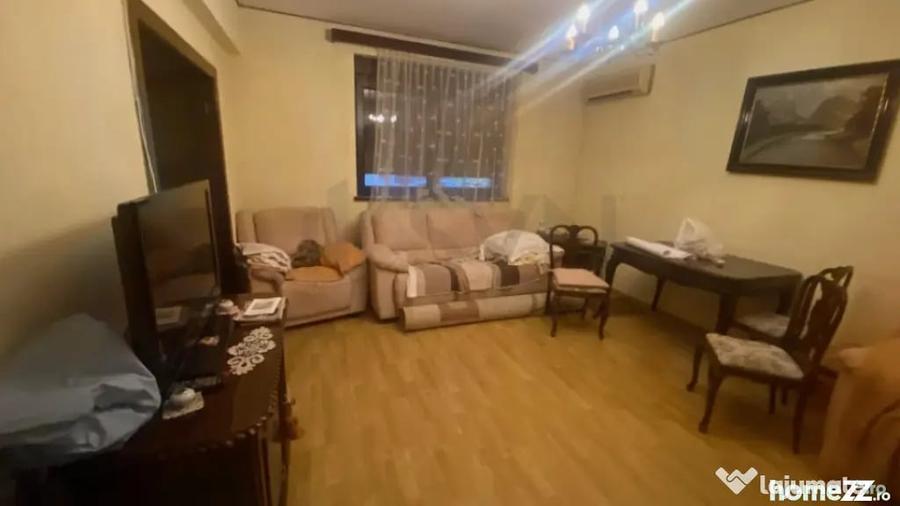 Casă cu 5 camere cu Teren 363 Mp în Agronomie