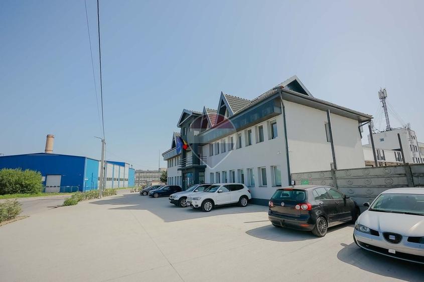 Birou, de 10 mp, în Centura