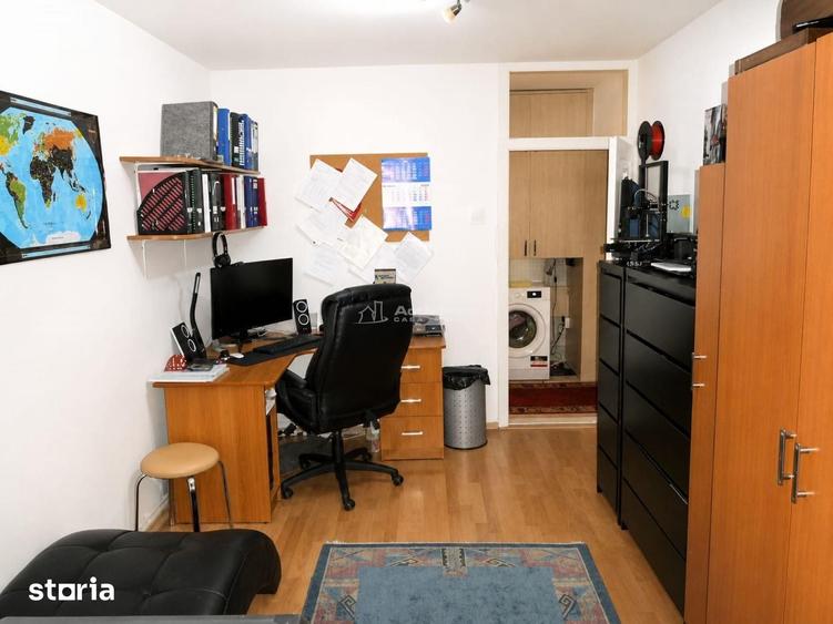 Apartament cu 4 camere decomandat în Progresul
