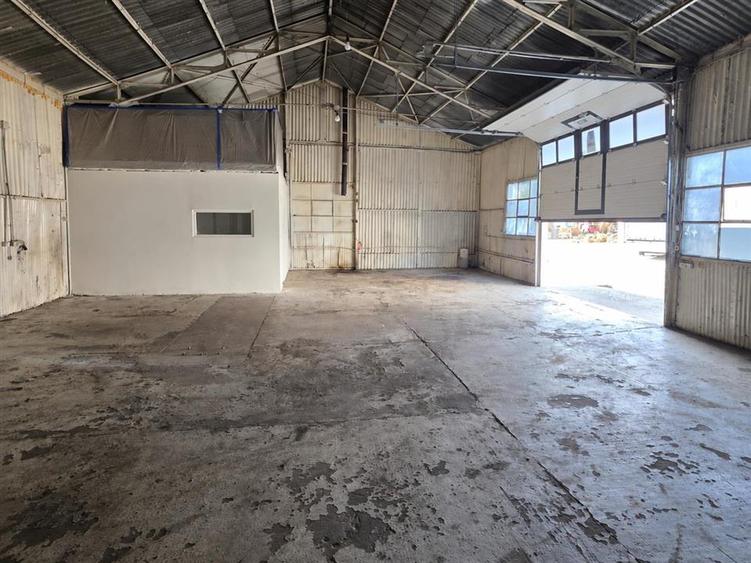 Spațiu industrial, de 150 mp, în Lazaret