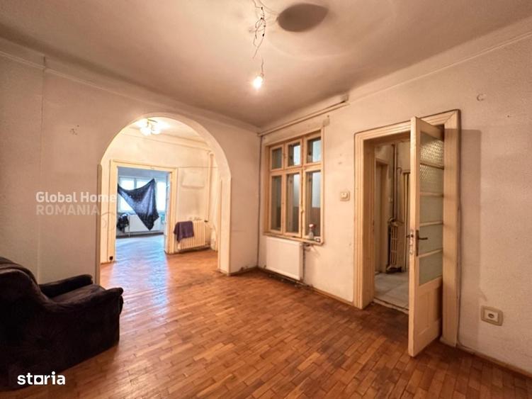 Casă cu 4 camere în Unirii