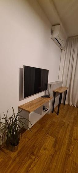 Apartament cu 2 camere semidecomandat, mobilat în Ultracentral