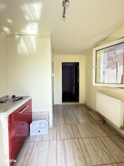 Casă cu 4 camere în Ghiroda