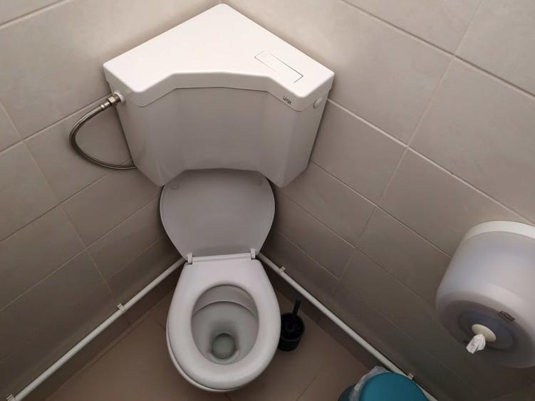 Spațiu comercial, de 110 mp, în Nicolina