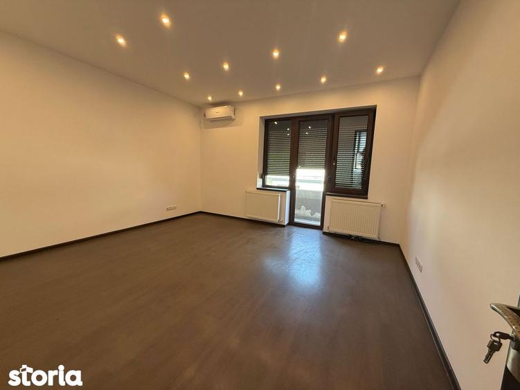 Apartament cu 3 camere în Ultracentral
