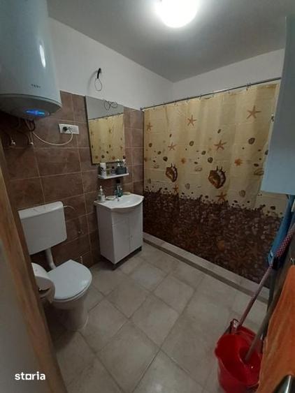 Casă cu 4 camere cu Teren 148 Mp în Frumușeni