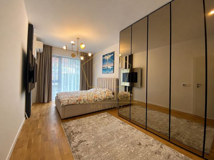 Apartament cu 3 camere decomandat, mobilat în Central