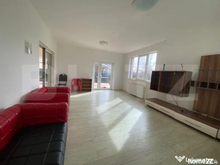 Casă cu 5 camere cu Teren 750 Mp în Moșnița Nouă