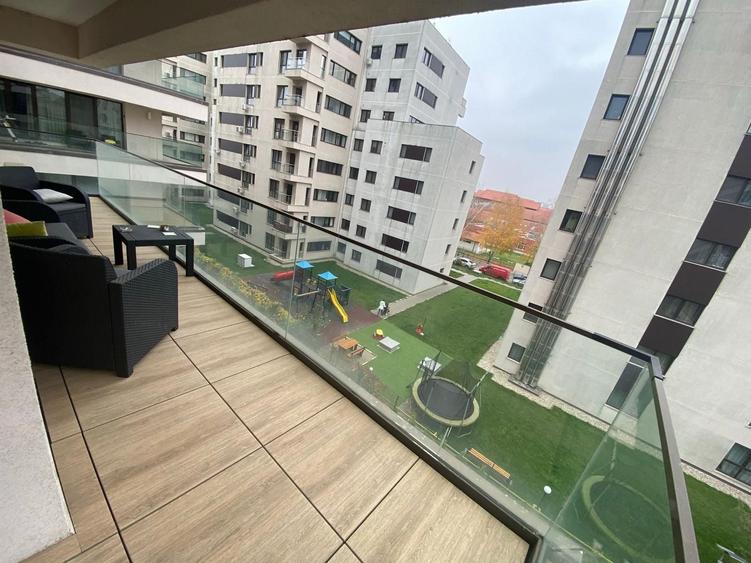 Apartament cu 3 camere decomandat în Voluntari