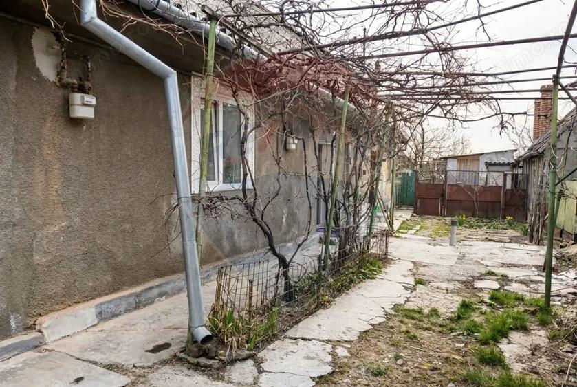 Apartament cu 2 camere in curte comuna - str. Ana Ipatescu - 10