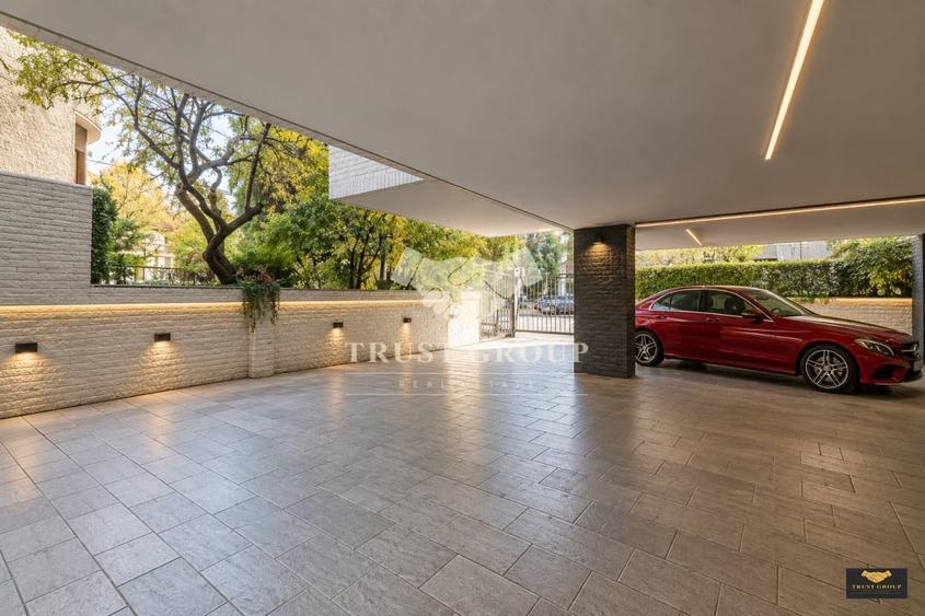 Apartament cu 4 camere decomandat, mobilat în Aviatorilor