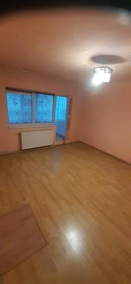 Garsonieră semidecomandată în Central