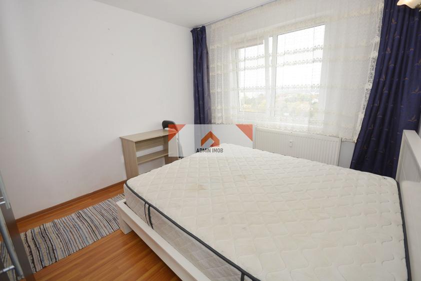Apartament cu 3 camere decomandat în 1 Decembrie 1918