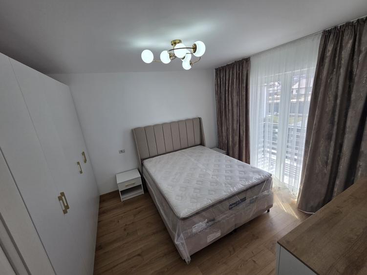 Casă cu 4 camere cu Teren 110 Mp în Șcheia
