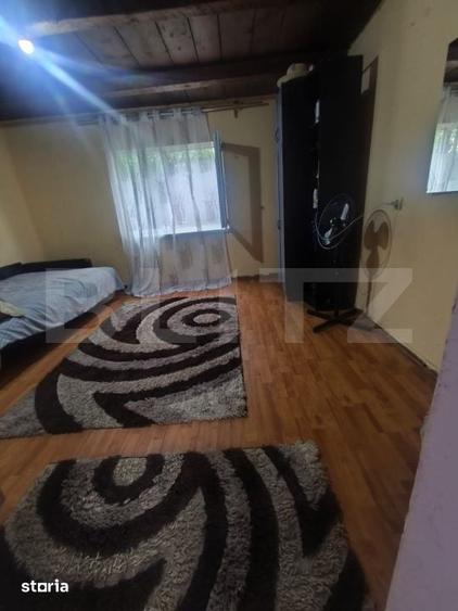 Casa de vanzare Unirea 1 aproape de centrul comunei , 35mp si 865mp te - 5
