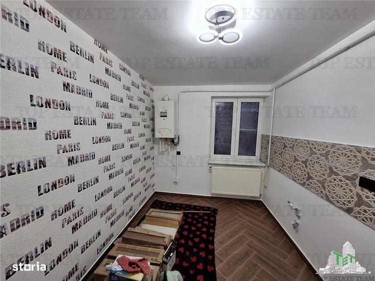 Garsonieră decomandată în Central