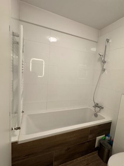 Duplex cu 3 camere cu Canalizare în Sud-Est