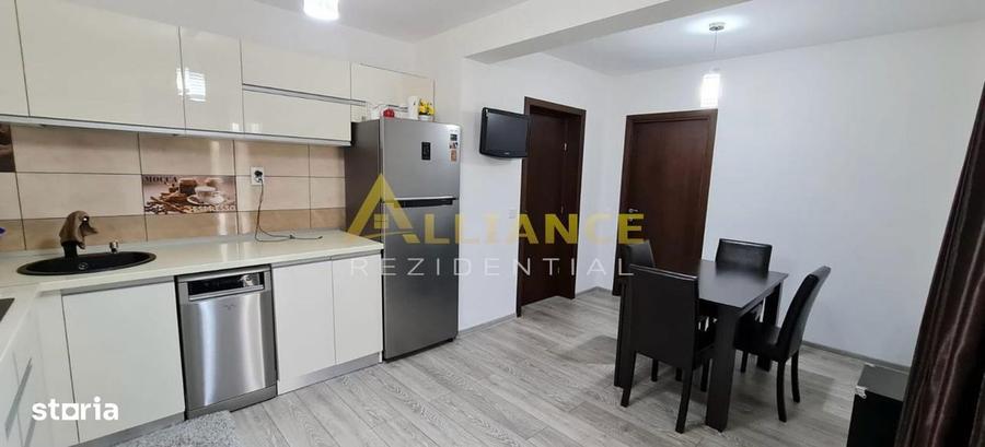 Casă cu 4 camere cu Teren 775 Mp în Brazi