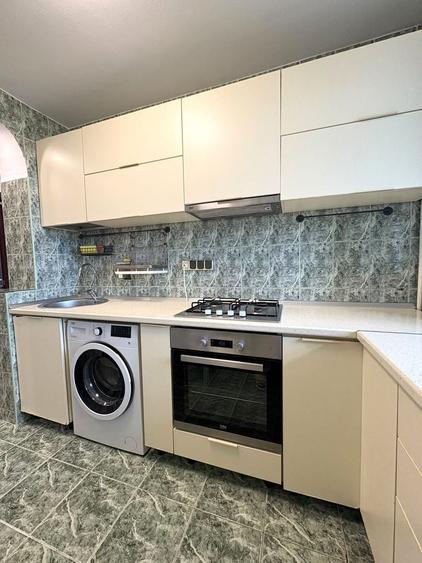 Apartament cu 3 camere în Vitan