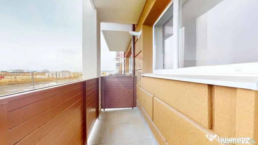 Apartament cu 2 camere semidecomandat în Sânpetru