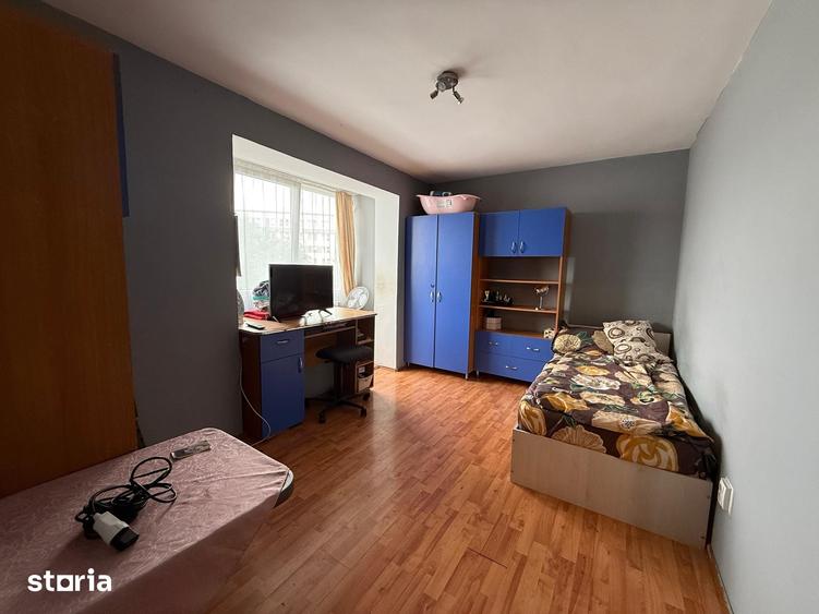 Apartament cu 3 camere în Săsar