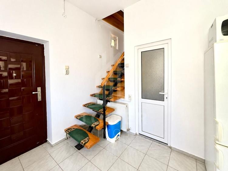 Apartament cu 3 camere decomandat în Piața Cluj