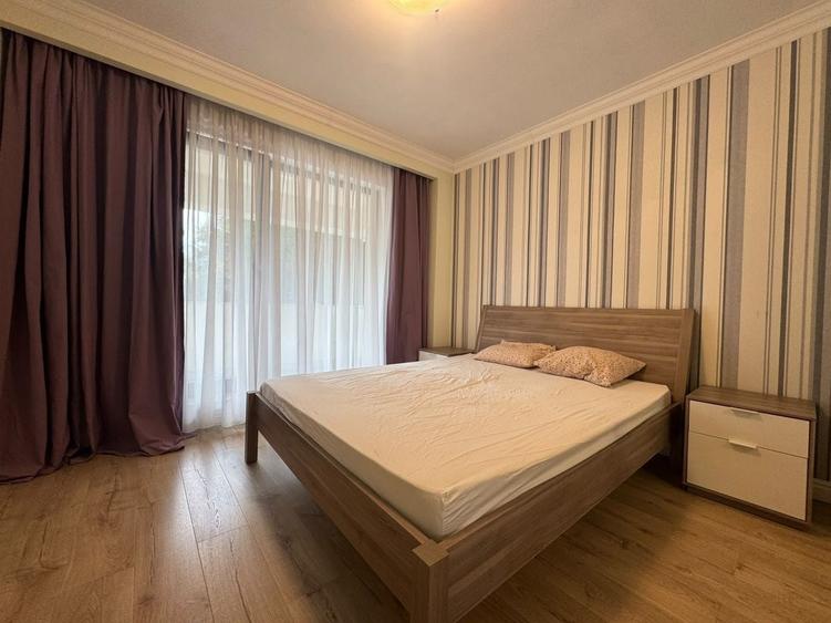 Apartament cu 3 camere semidecomandat, mobilat în Aviației