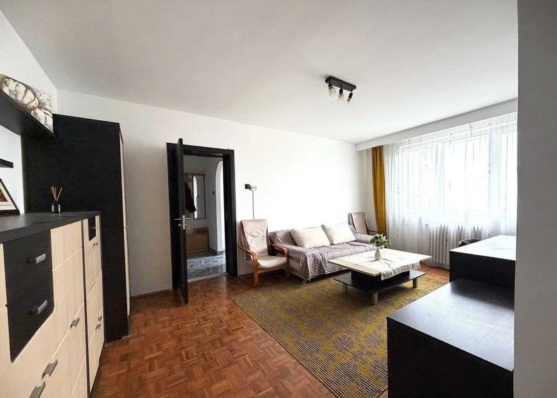 Apartament cu 2 camere semidecomandat, mobilat în Mărăști