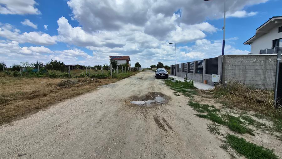 Teren Construcții intravilan de 510 mp, în Exterior Vest