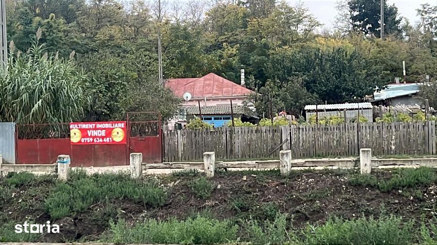 Casă cu 3 camere cu Teren 4429 Mp în Nufăru